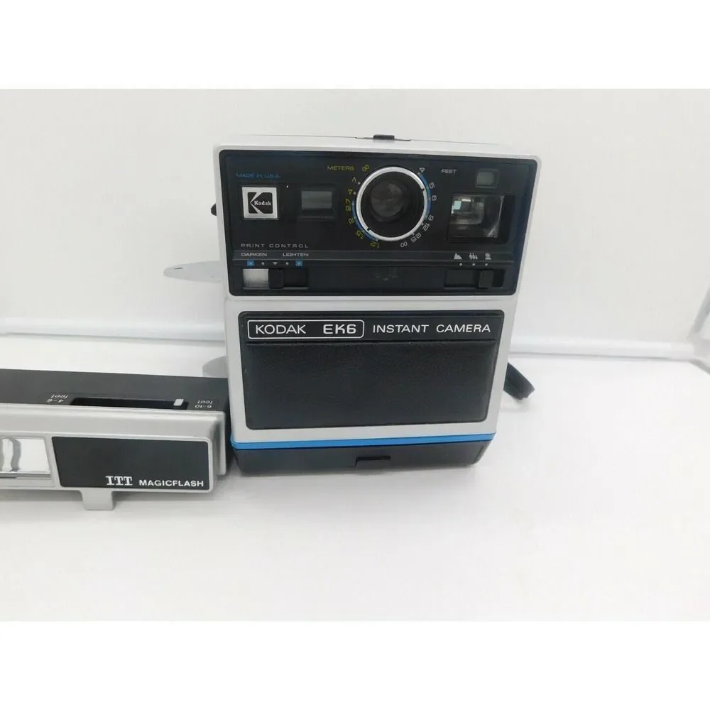 Kodak EK6 Instant Film Camera with ITT MagicFlash And Carrying Case And Film